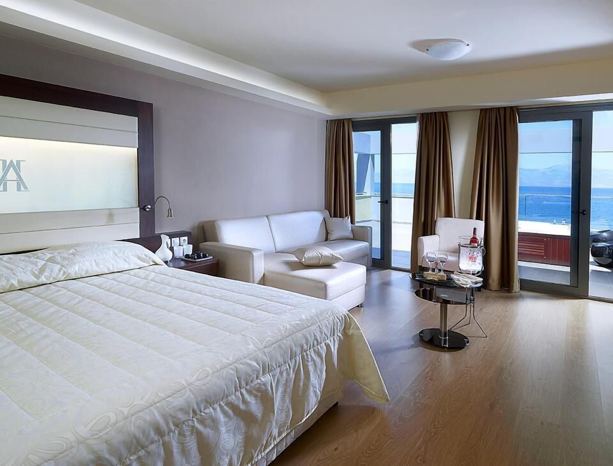 Arion Hotel Ксилокастро Экстерьер фото