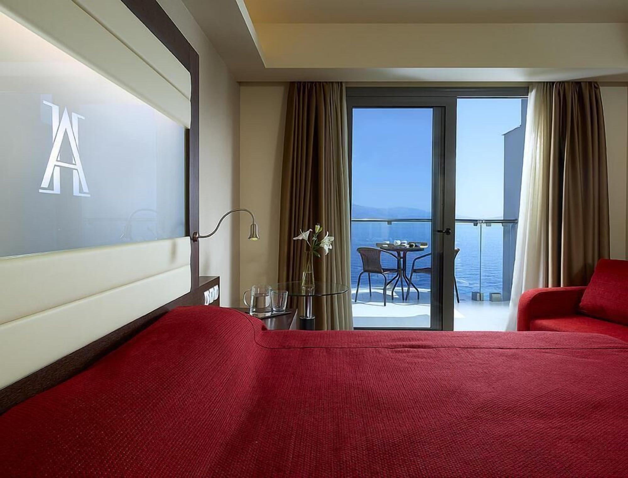 Arion Hotel Ксилокастро Экстерьер фото